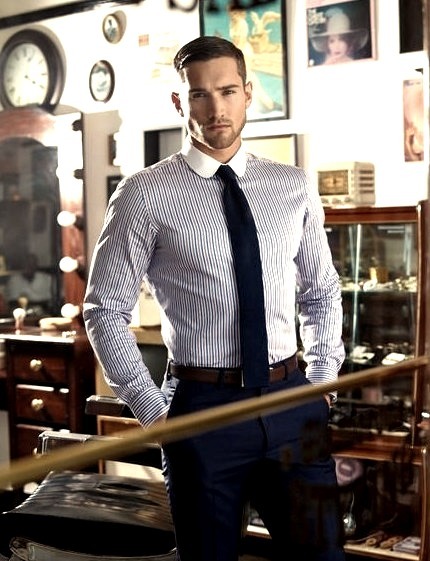 Man In Suit, Mens Fashion, Mens Wear, Mens Clothing, Suit And Tie